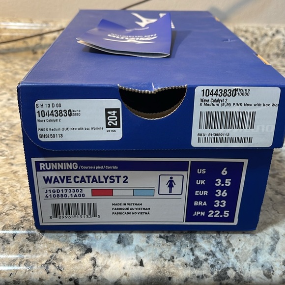 Mizuno Wave Catalyst 2 Sneakers - Picture 9 of 9